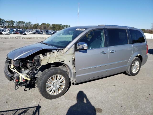 2016 CHRYSLER TOWN & COU LIMITED, 