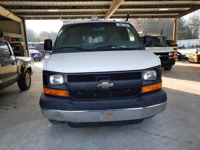 1GCWGFCB0E1124535 - 2014 CHEVROLET EXPRESS G2 WHITE photo 5