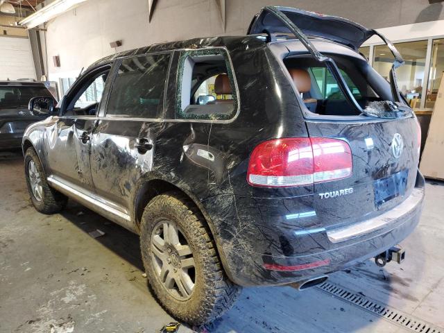 WVGZM77L26D003838 - 2006 VOLKSWAGEN TOUAREG 4.2 BLACK photo 2