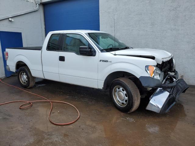 1FTFX1CF7EFA85225 - 2014 FORD F150 SUPER CAB WHITE photo 4