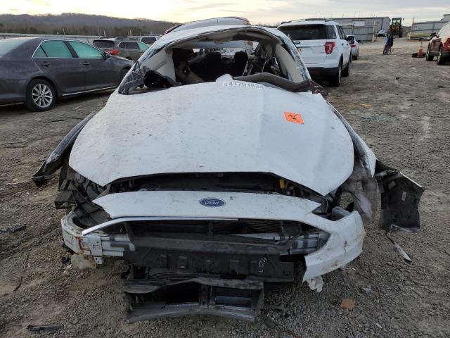 3FA6P0HD1JR216248 - 2018 FORD FUSION SE WHITE photo 5