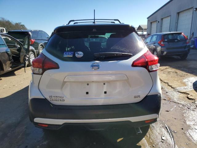 3N1CP5CU5JL522649 - 2018 NISSAN KICKS S WHITE photo 6