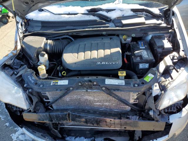 2C4RC1CG8DR634214 - 2013 CHRYSLER TOWN & COU TOURING L SILVER photo 11