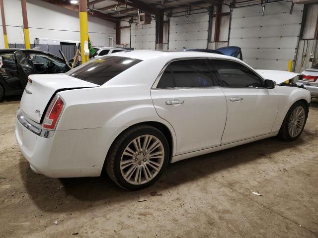 2C3CA6CT9BH582489 - 2011 CHRYSLER 300C WHITE photo 3