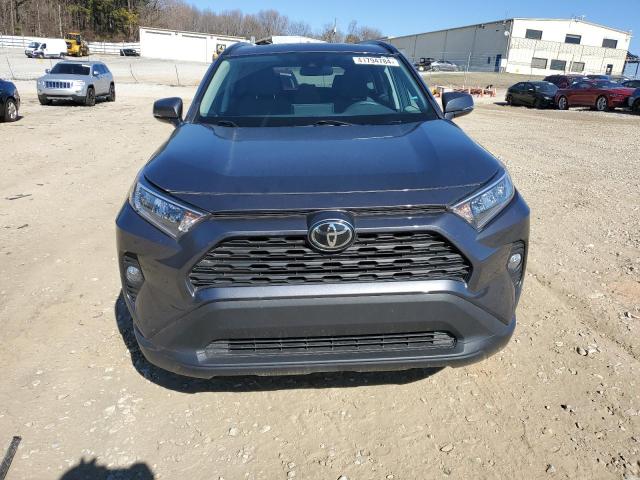 2T3W1RFV2KW053876 - 2019 TOYOTA RAV4 XLE GRAY photo 5