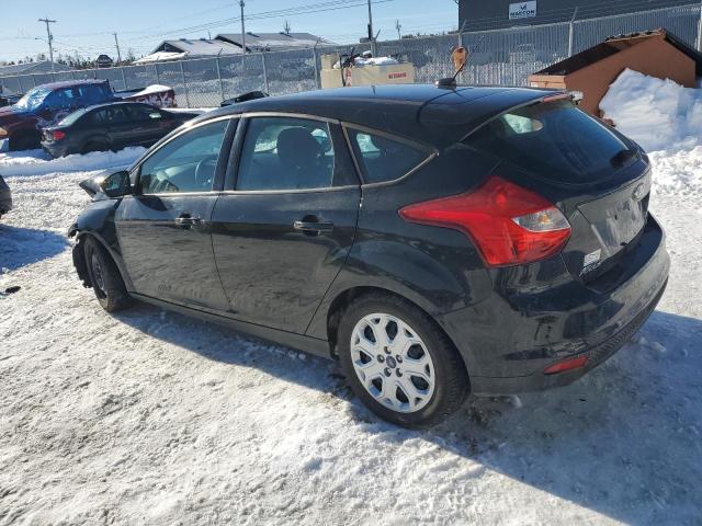 1FADP3K23EL335052 - 2014 FORD FOCUS SE BLACK photo 2