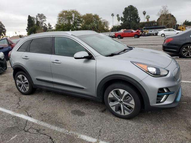 KNDCC3LG1K5009942 - 2019 KIA NIRO EX SILVER photo 4