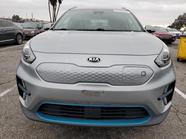 KNDCC3LG1K5009942 - 2019 KIA NIRO EX SILVER photo 5