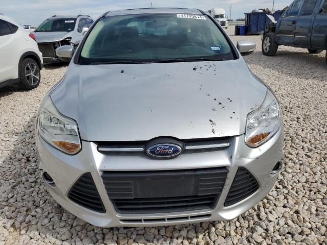 1FADP3K23EL260952 - 2014 FORD FOCUS SE SILVER photo 5