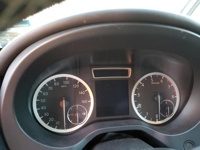 SJKCH5CR7JA059911 - 2018 INFINITI QX30 BASE RED photo 9