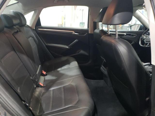 1VWDT7A31HC015642 - 2017 VOLKSWAGEN PASSAT R-LINE Մոխրագույն լուսանկար 10