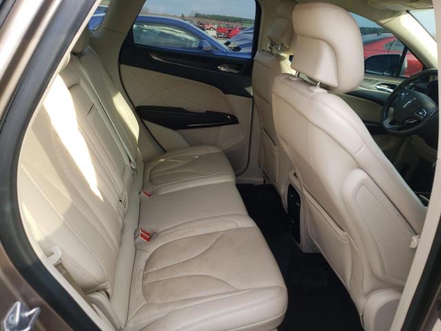 5LMCJ3D98JUL04782 - 2018 LINCOLN MKC RESERVE Bej foto 10