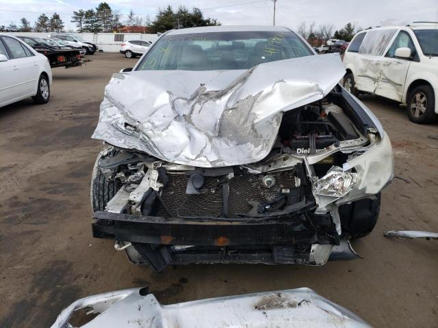 4T4BF1FK4DR308908 - 2013 TOYOTA CAMRY L SILVER photo 5