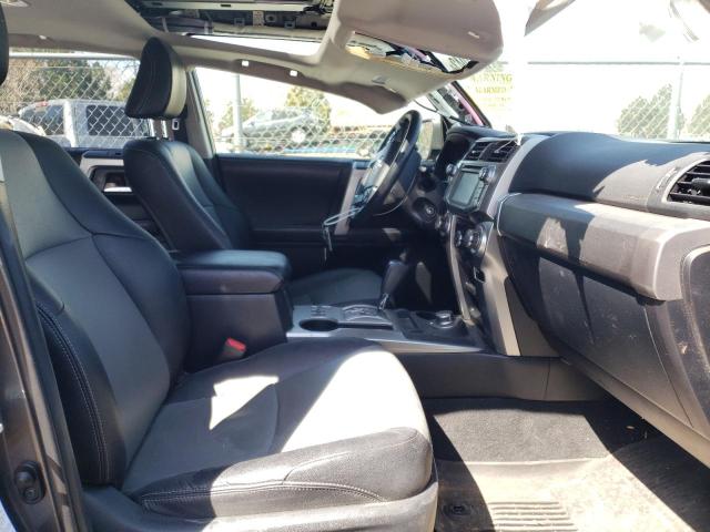 JTEBU5JR3H5432762 - 2017 TOYOTA 4RUNNER SR5/SR5 PREMIUM 灰色 照片 5