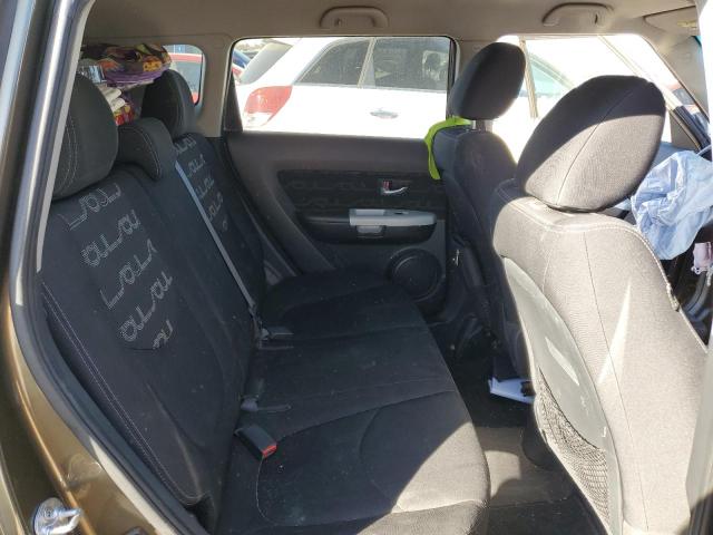 KNDJT2A63C7372969 - 2012 KIA SOUL + GREEN photo 10