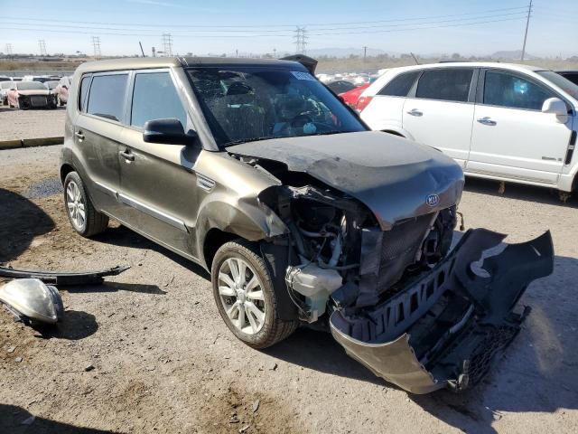 KNDJT2A63C7372969 - 2012 KIA SOUL + GREEN photo 4
