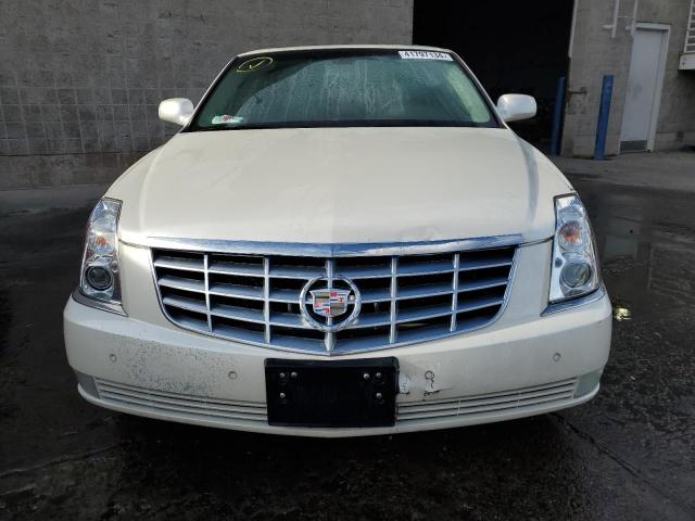 1G6KD5E62BU125474 - 2011 CADILLAC DTS LUXURY COLLECTION WHITE photo 5