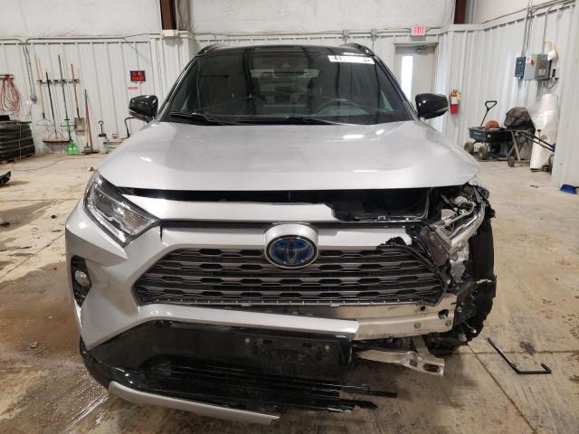 2T3EWRFV9KW018619 - 2019 TOYOTA RAV4 XSE SILVER photo 5