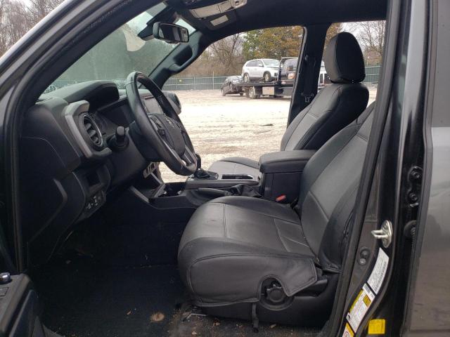 3TMDZ5BN0JM051395 - 2018 TOYOTA TACOMA DOUBLE CAB 灰色 照片 7