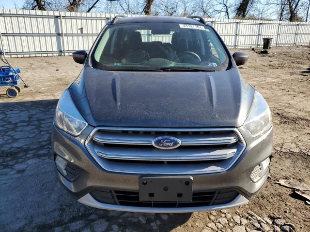 1FMCU9GD9HUC85800 - 2017 FORD ESCAPE SE CHARCOAL photo 5