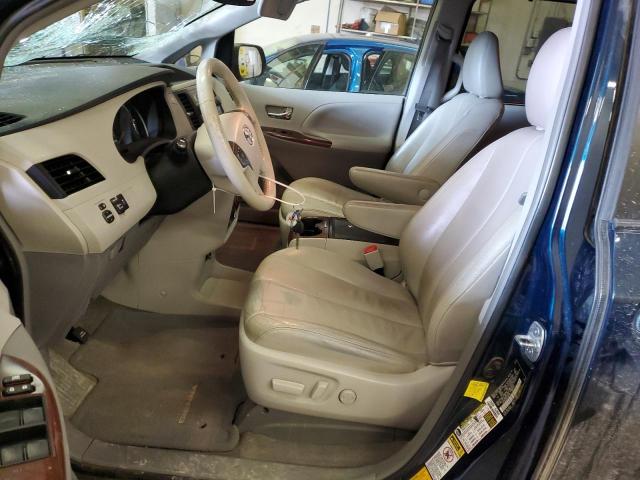 5TDDK3DC7CS048498 - 2012 TOYOTA SIENNA XLE BLUE photo 7