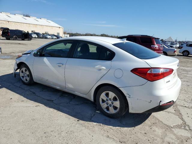 KNAFK4A69G5610066 - 2016 KIA FORTE LX WHITE photo 2