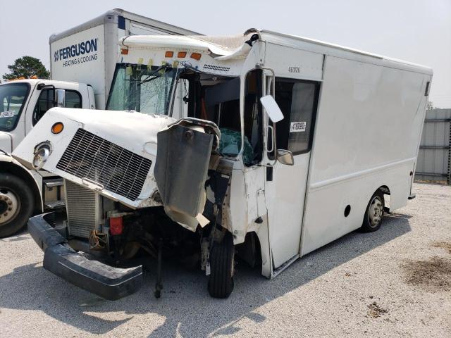 4UZAANCP14CL85348 - 2004 FREIGHTLINER CHASSIS M LINE WALK-IN VAN WHITE photo 2