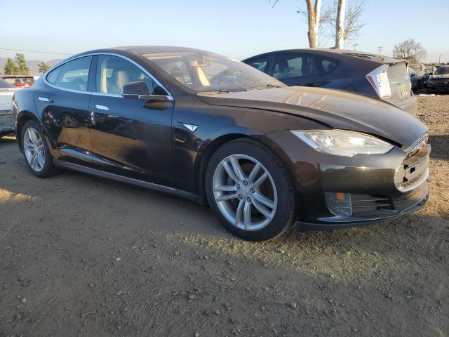 5YJSA1AG8DFP12772 - 2013 TESLA MODEL S BLACK photo 4
