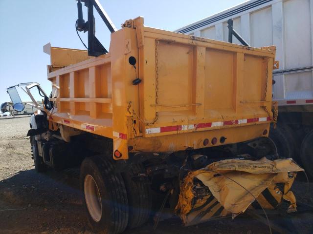 1GDK7H1C82J511900 - 2002 GMC C-SERIES C7H042 YELLOW photo 2