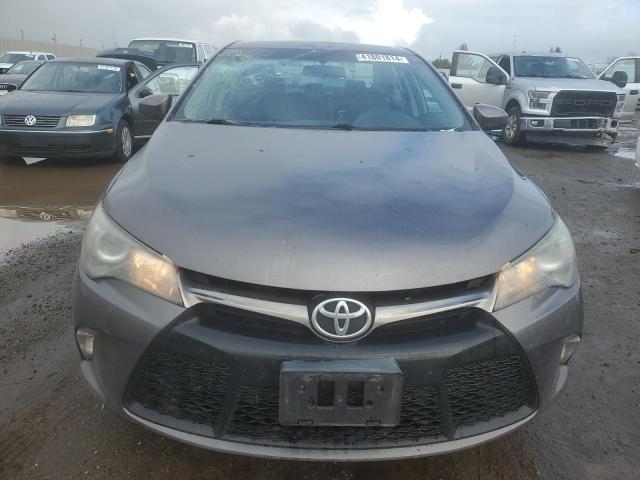 4T1BF1FK6FU090046 - 2015 TOYOTA CAMRY LE GRAY photo 5