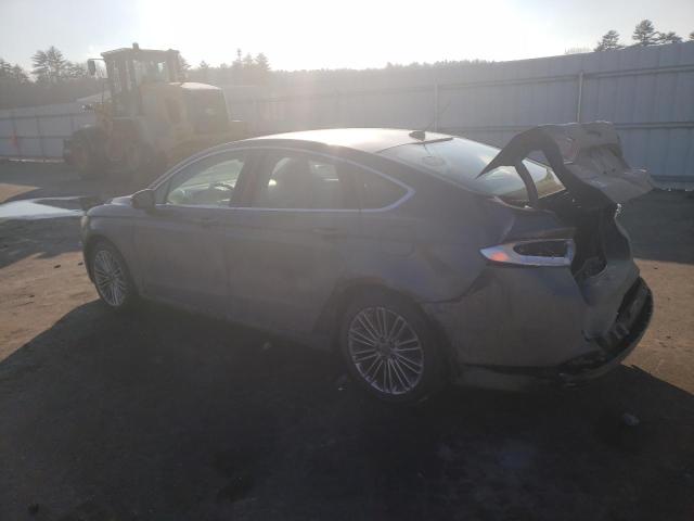 3FA6P0T92GR293853 - 2016 FORD FUSION SE GRAY photo 2