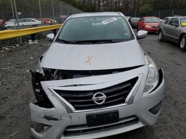 3N1CN7AP6GL824314 - 2016 NISSAN VERSA S SILVER photo 5