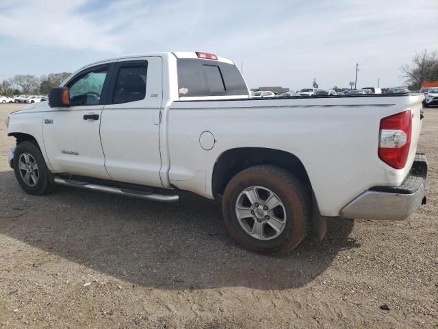 5TFRW5F18GX198718 - 2016 TOYOTA TUNDRA DOUBLE CAB SR/SR5 WHITE photo 2
