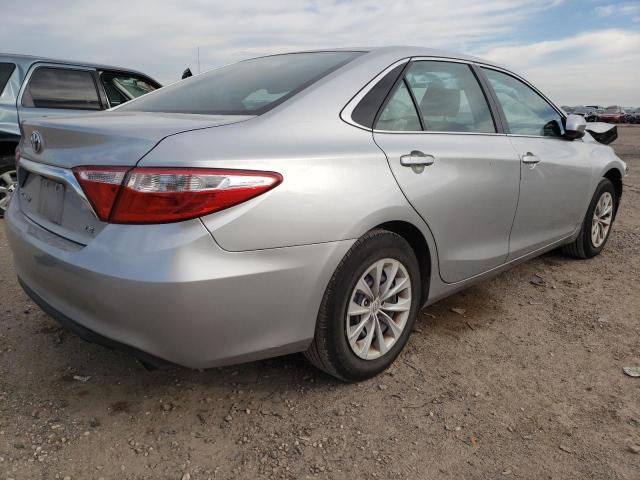 4T4BF1FK5FR452714 - 2015 TOYOTA CAMRY LE SILVER photo 3