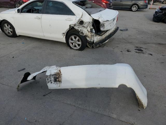 4T1BE46K39U915033 - 2009 TOYOTA CAMRY BASE WHITE photo 12