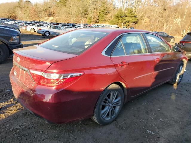 4T1BF1FK8HU774647 - 2017 TOYOTA CAMRY LE RED photo 3