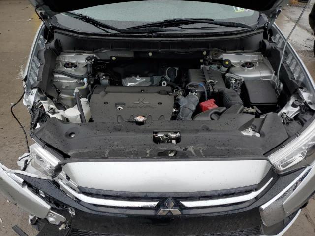 JA4AR3AU9JU025741 - 2018 MITSUBISHI OUTLANDER ES 银色 照片 11