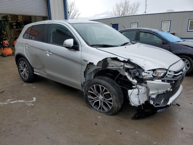 JA4AR3AU9JU025741 - 2018 MITSUBISHI OUTLANDER ES 银色 照片 4