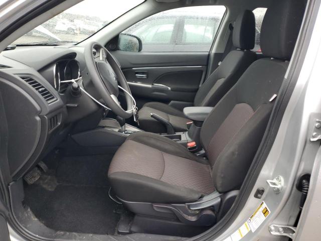 JA4AR3AU9JU025741 - 2018 MITSUBISHI OUTLANDER ES 银色 照片 7