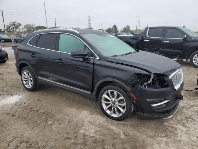 5LMCJ2C97KUL44526 - 2019 LINCOLN MKC SELECT Սև լուսանկար 4
