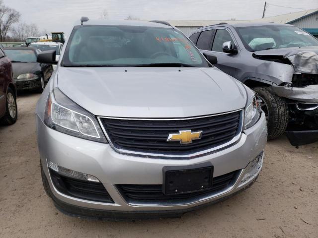 1GNKRFKD6HJ199148 - 2017 CHEVROLET TRAVERSE LS SILVER photo 5