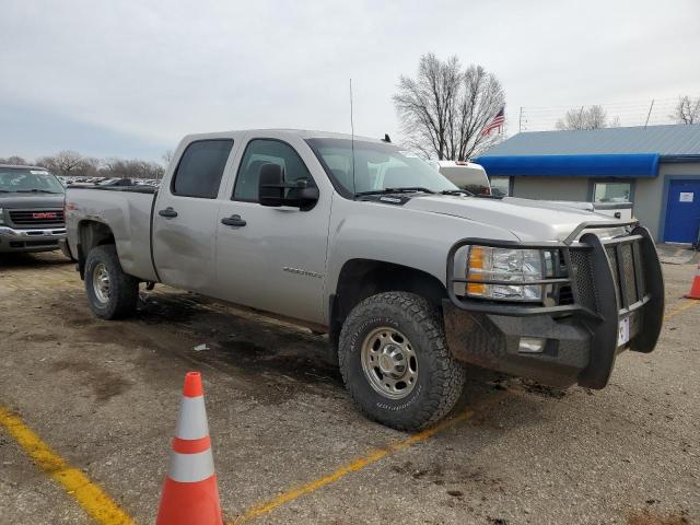 1GCHK23608F226850 - 2008 CHEVROLET SILVERADO K2500 HEAVY DUTY SILVER photo 4