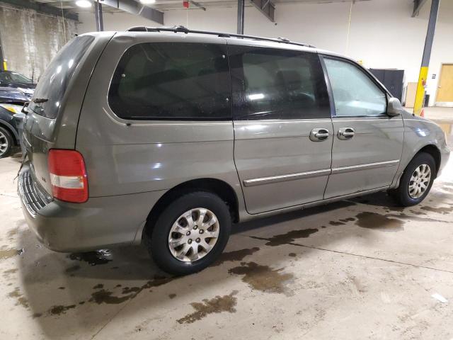 KNDUP131356628761 - 2005 KIA SEDONA EX GRAY photo 3