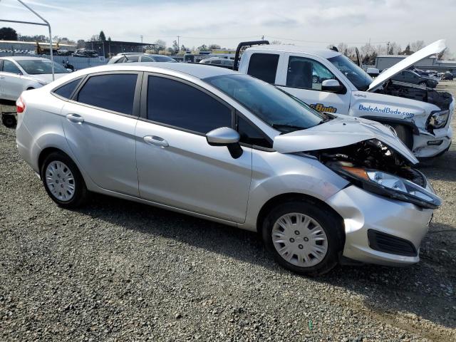 3FADP4AJ0KM132676 - 2019 FORD FIESTA S SILVER photo 4