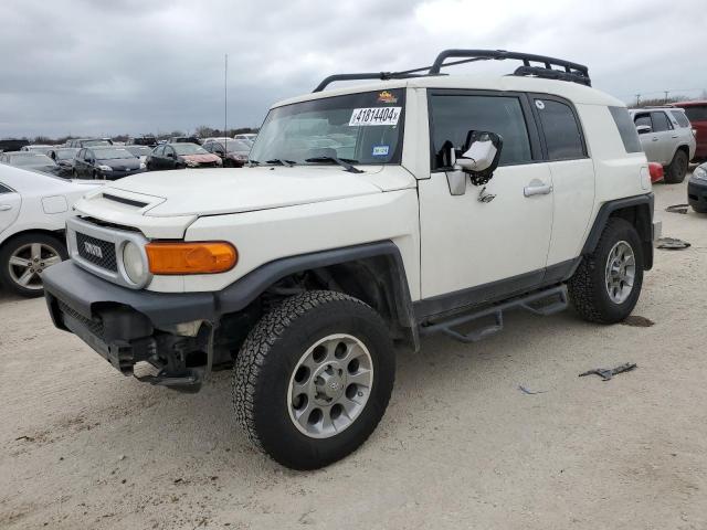 JTEBU4BF2BK104269 - 2011 TOYOTA FJ CRUISER WHITE photo 1