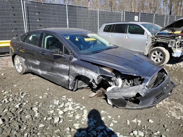 3FA6P0LU3LR105162 - 2020 FORD FUSION SE GRAY photo 4