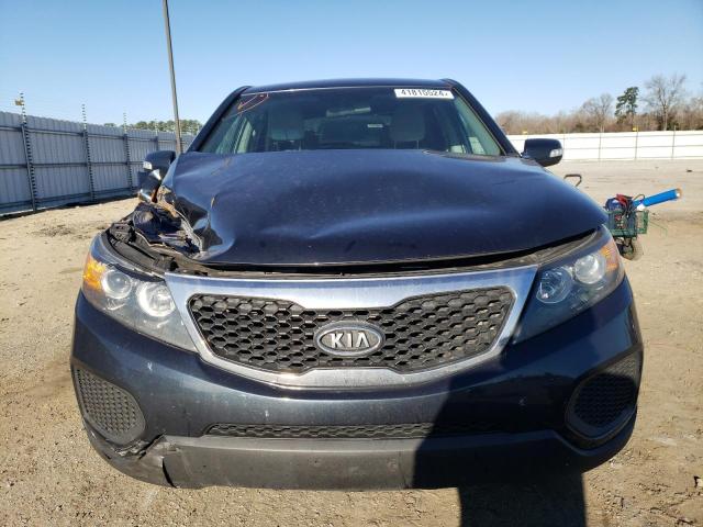 5XYKT3A11DG329640 - 2013 KIA SORENTO LX BLUE photo 5