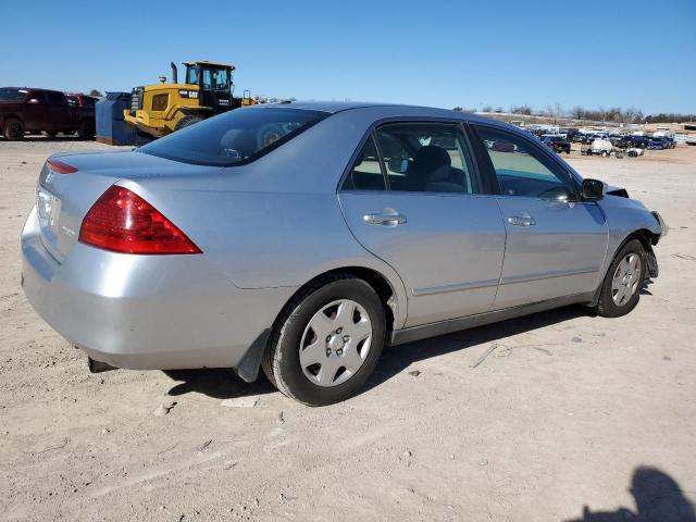 1HGCM56427A195310 - 2007 HONDA ACCORD LX SILVER photo 3