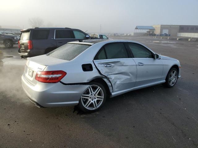 WDDHF9AB4AA254737 - 2010 MERCEDES-BENZ E 550 4MATIC SILVER photo 3