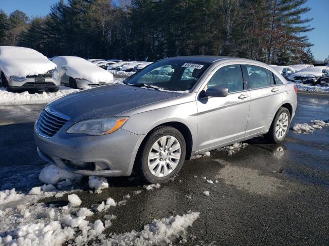 2013 CHRYSLER 200 LX, 